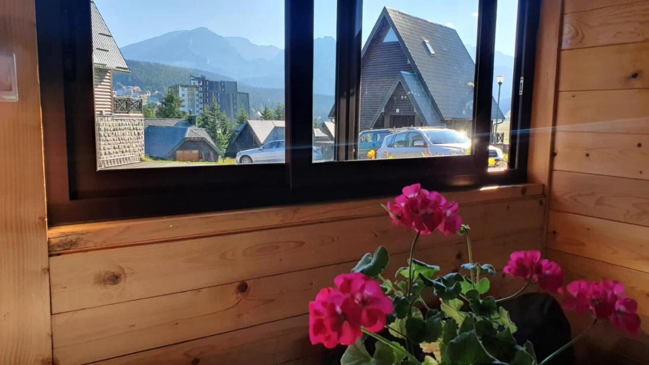 Bungalows Krstajic 자블야크 외부 사진