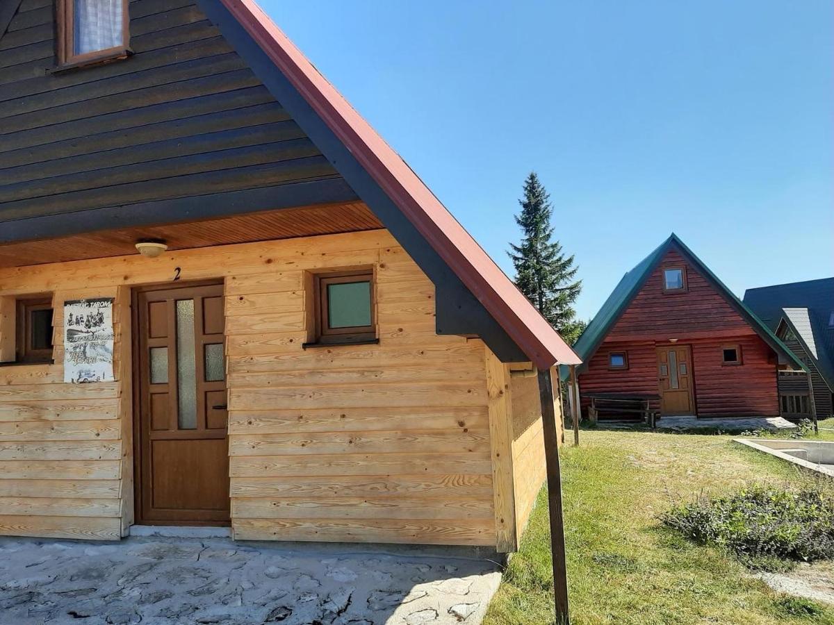 Bungalows Krstajic 자블야크 외부 사진