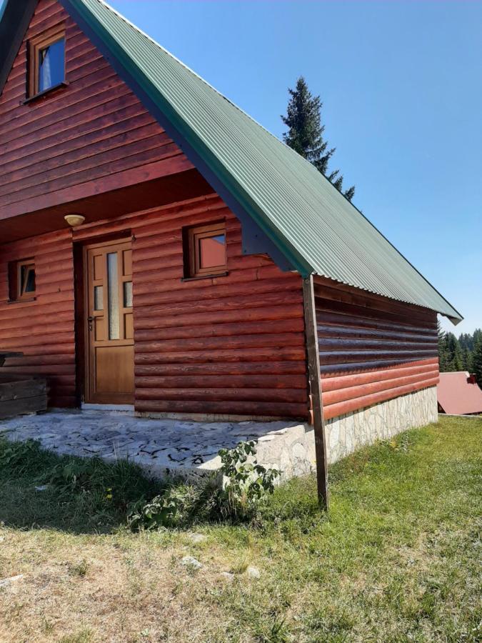 Bungalows Krstajic 자블야크 외부 사진
