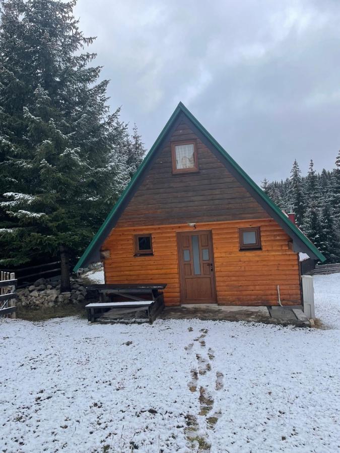 Bungalows Krstajic 자블야크 외부 사진
