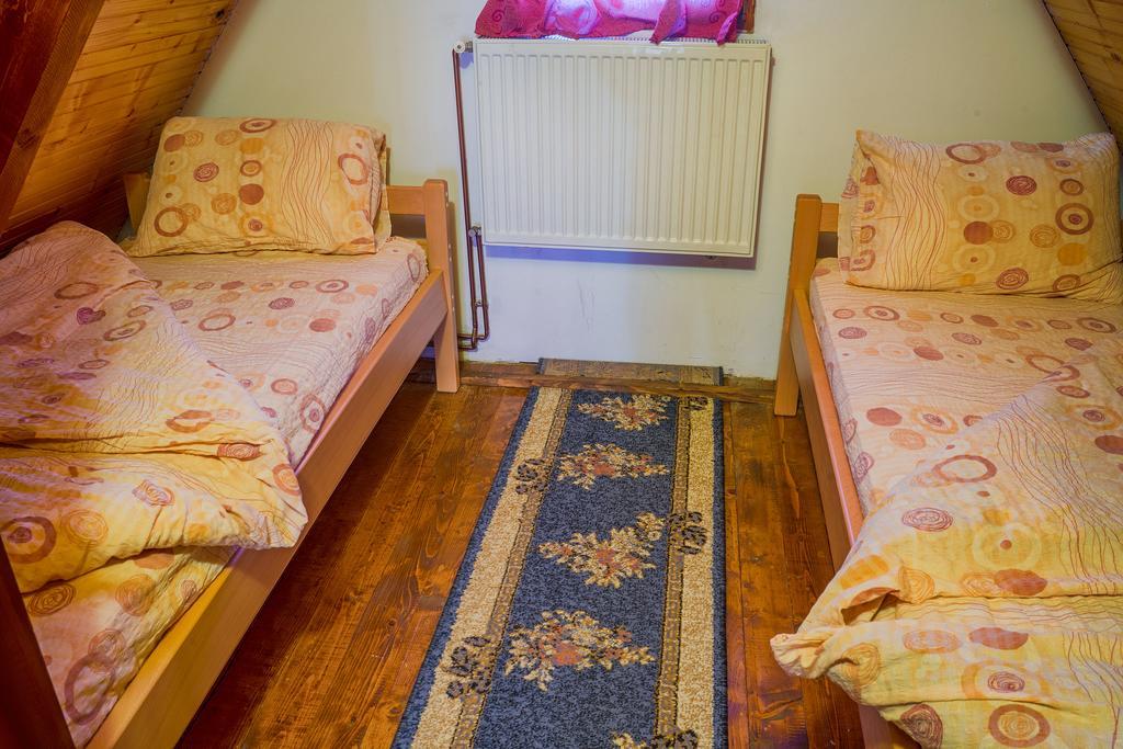 Bungalows Krstajic 자블야크 외부 사진